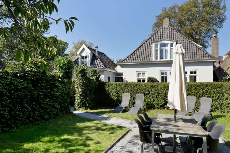 Vakantiehuis Us Wente op Schiermonnikoog met riante tuin